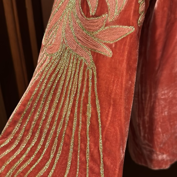 NWT Chasing Unicorns Movin on Up Velvet Jacket Size L - Picture 8 of 9